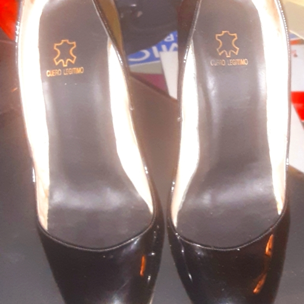 Sold christian Louboutins the Bianca - Picture 14 of 14